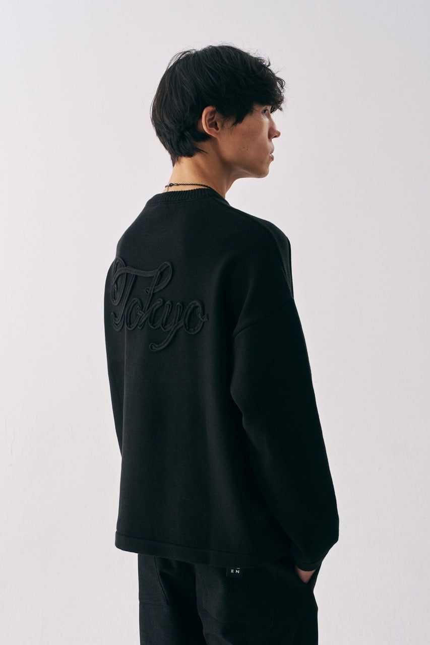 חולצות סריג אוברסייז שחור