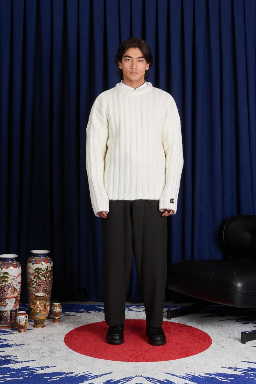 סריג פסים לבן